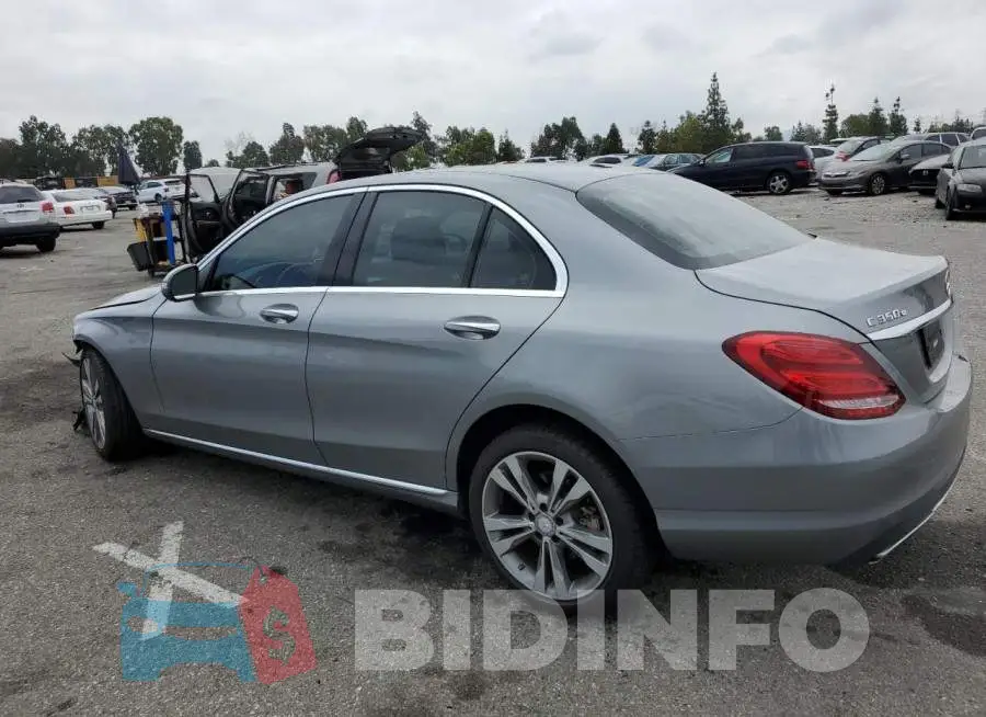 55SWF4HB5GU150461 Photo# 2