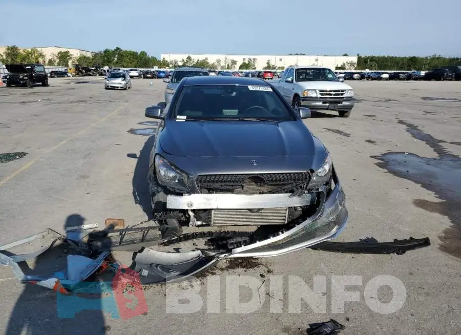 WDDSJ4EB6JN636097 Photo# 5
