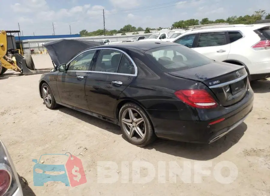 WDDZF4JB8HA026239 Photo# 2