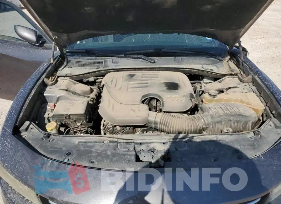 2C3CDXBG8FH844025 Photo# 11
