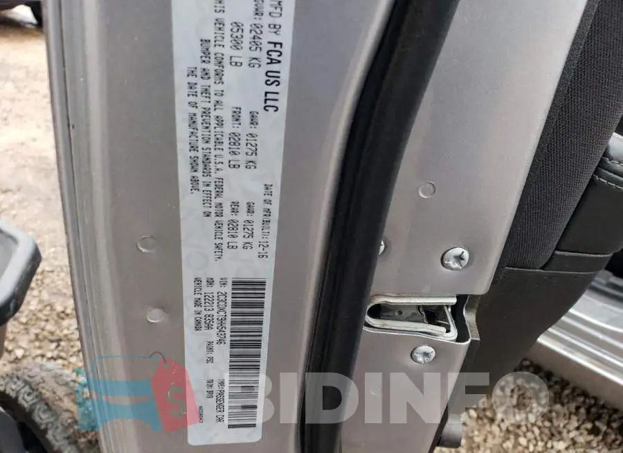 2C3CDXCT9HH543746 Photo# 13