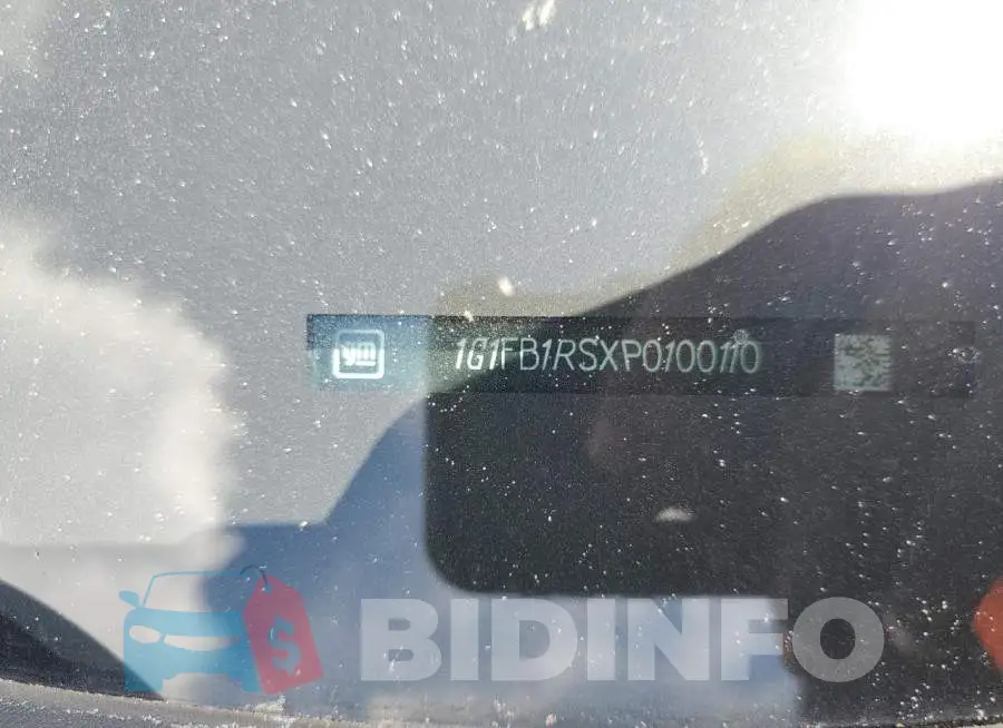 1G1FB1RSXP0100110 Photo# 12