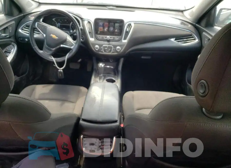1G1ZD5ST3JF232907 Photo# 8