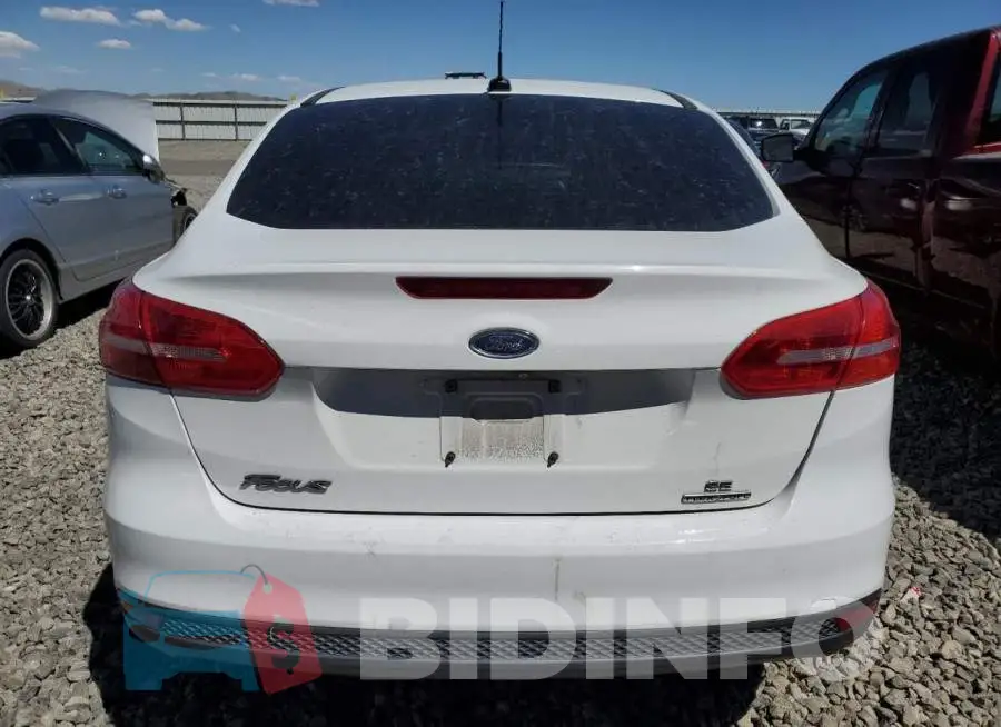 1FADP3F20FL201806 Photo# 6