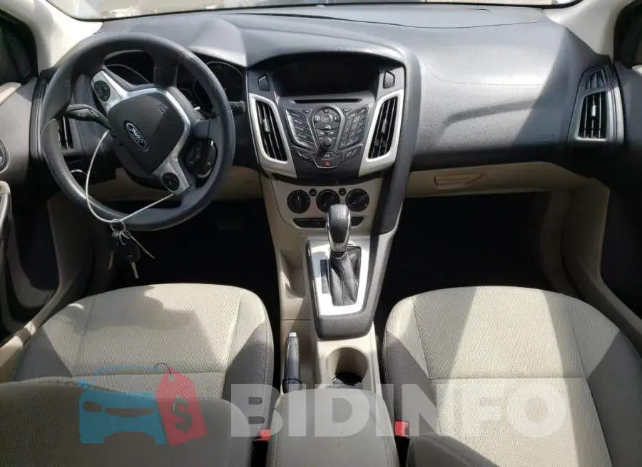 1FADP3F25EL127314 Photo# 8