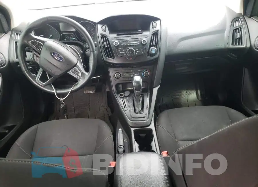1FADP3F27GL360582 Photo# 8