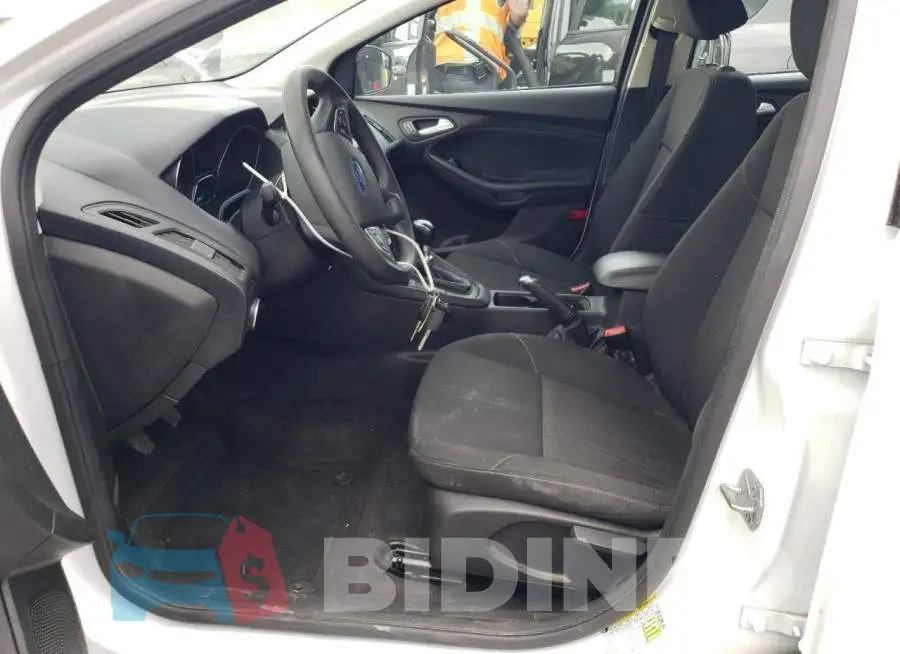 1FADP3FE8HL206975 Photo# 7