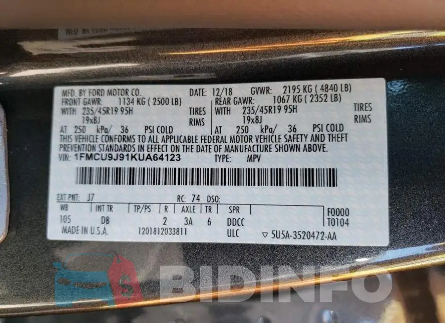 1FMCU9J91KUA64123 Photo# 13
