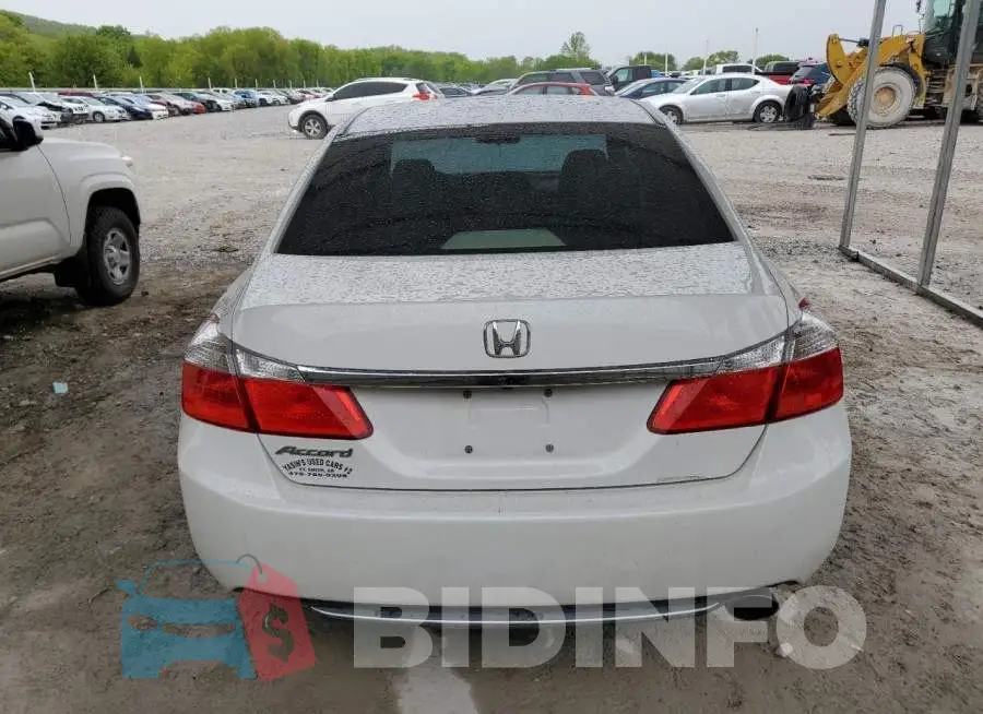 1HGCR2F38FA256374 Photo# 6
