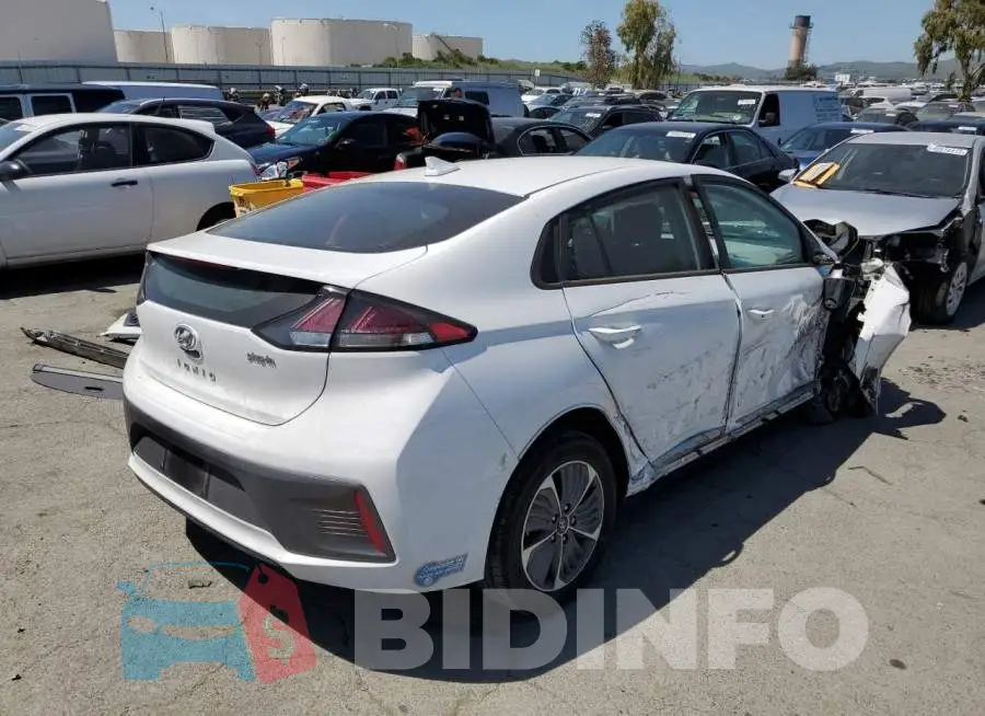 KMHC65LD7LU220266 Photo# 3