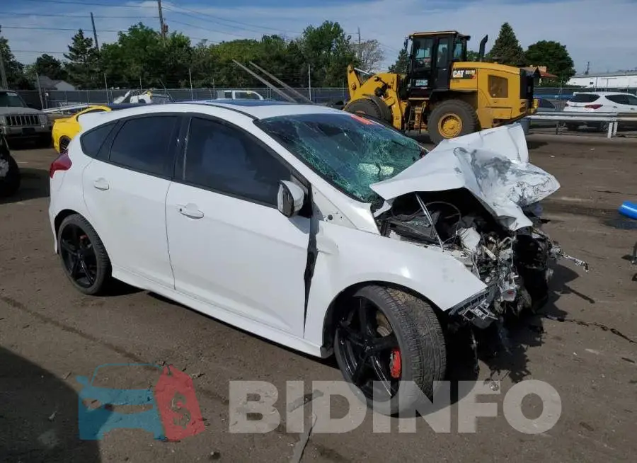 1FADP3L98FL232772 Photo# 4