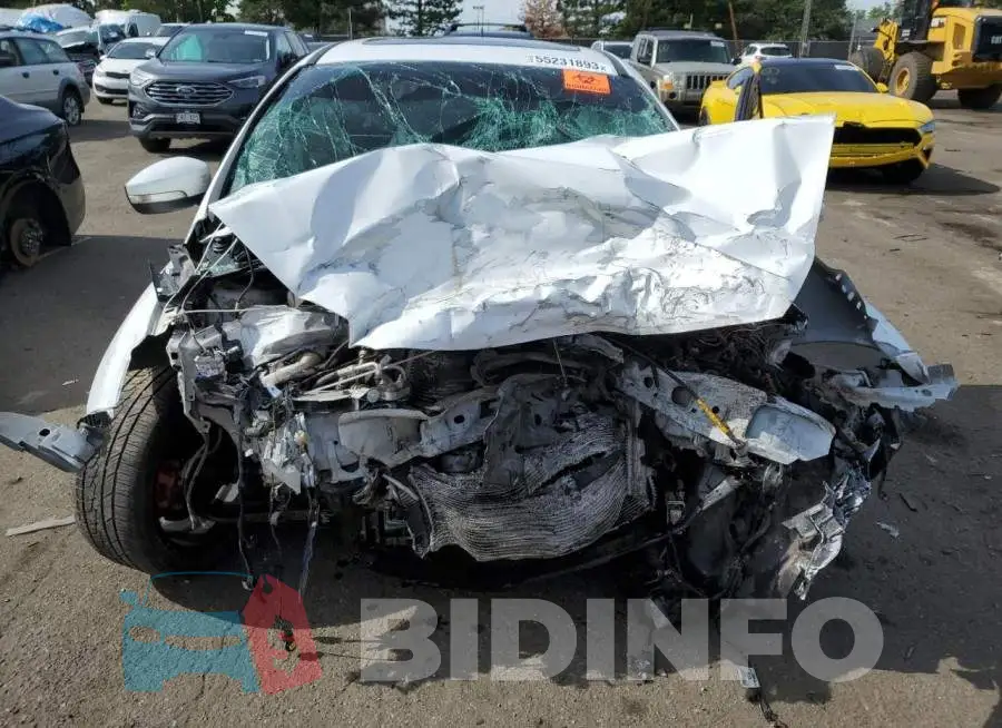 1FADP3L98FL232772 Photo# 5