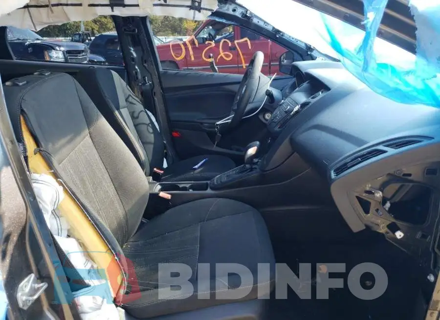 1FADP3E28JL269314 Photo# 5