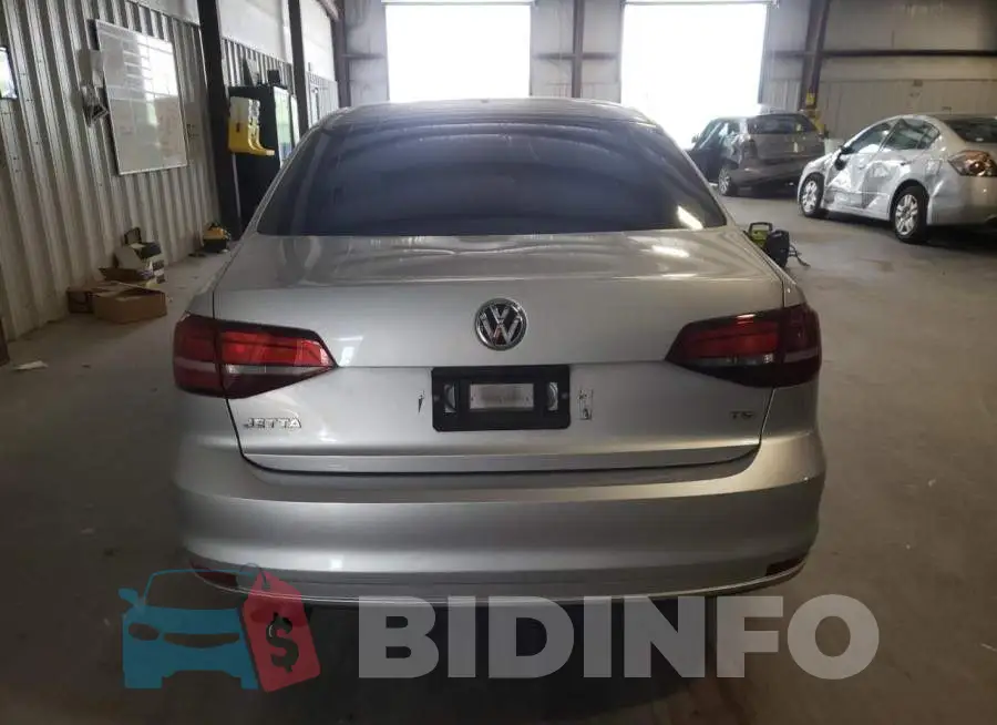 3VW267AJ8GM217310 Photo# 6