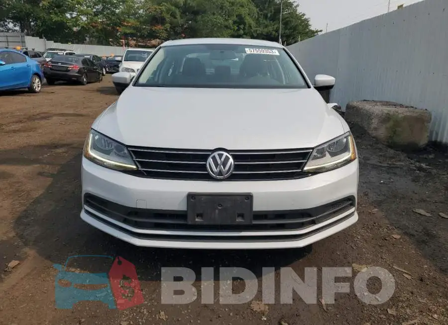3VW2B7AJ0HM347093 Photo# 5