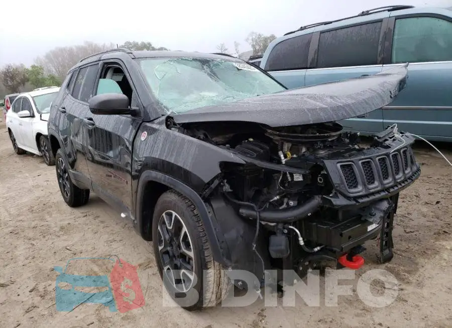 3C4NJDDB2LT249123 Photo# 4