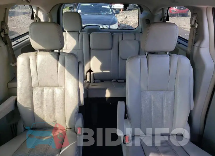2C4RC1CGXER168593 Photo# 10