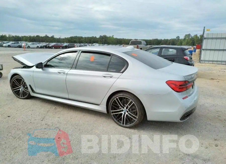 WBA7E2C5XJG741877 Photo# 2