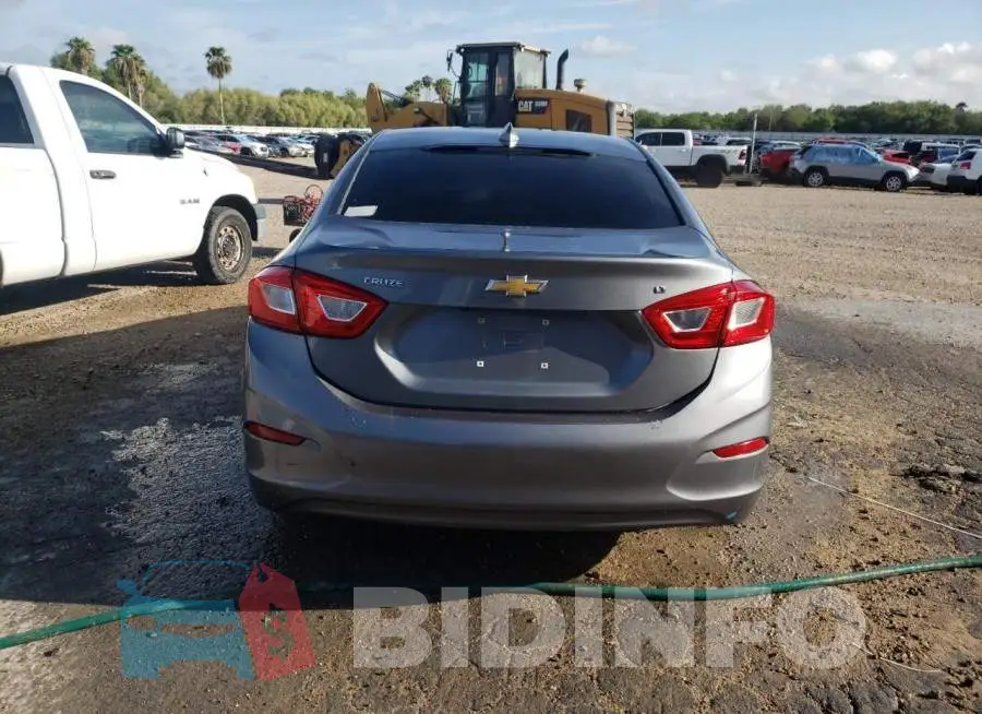 1G1BE5SM4J7152274 Photo# 6