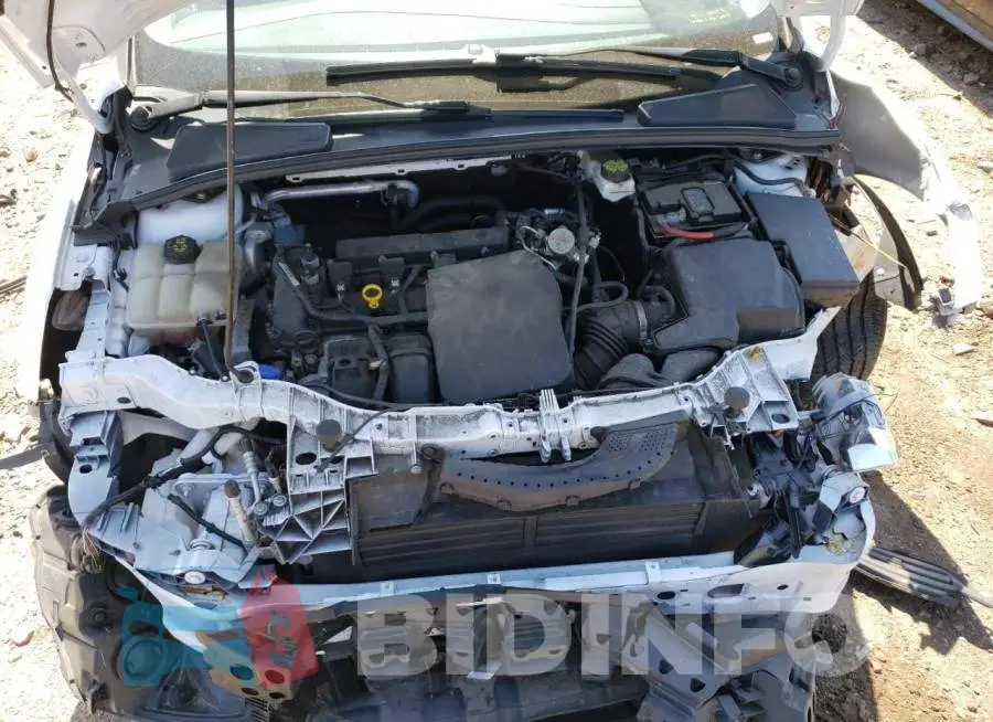 1FADP3F25JL306642 Photo# 11