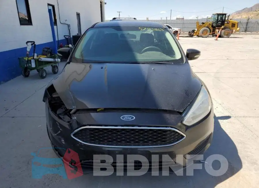 1FADP3F2XFL325596 Photo# 5