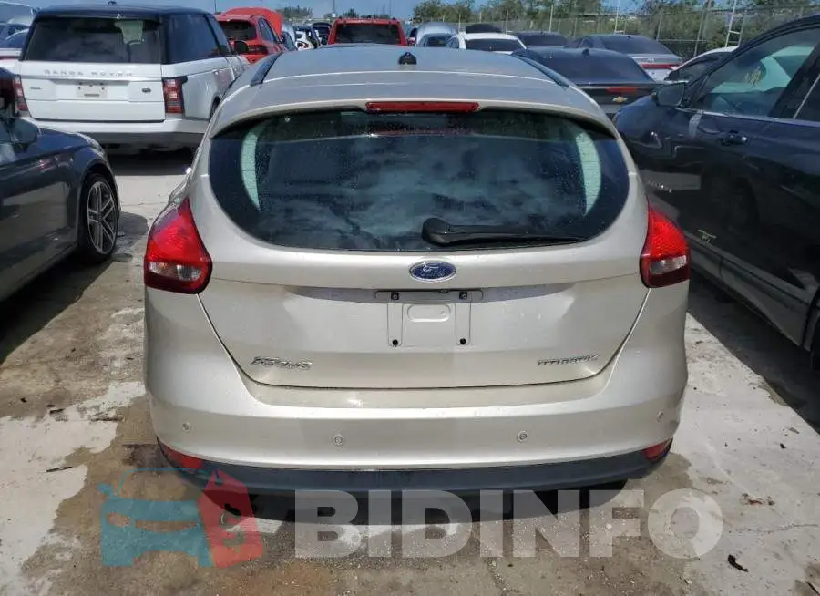 1FADP3N23JL326728 Photo# 6