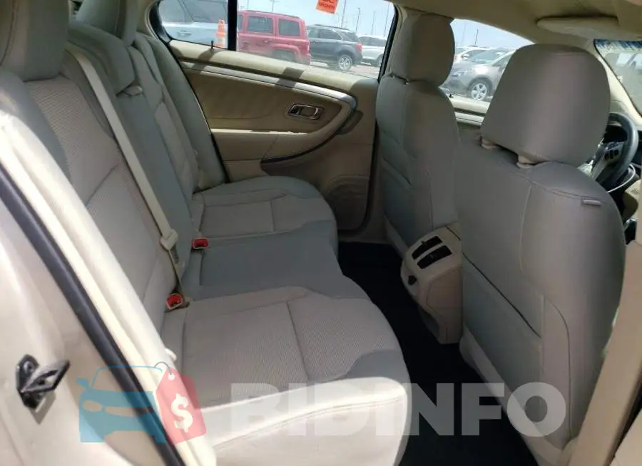 1FAHP2E85JG136664 Photo# 10