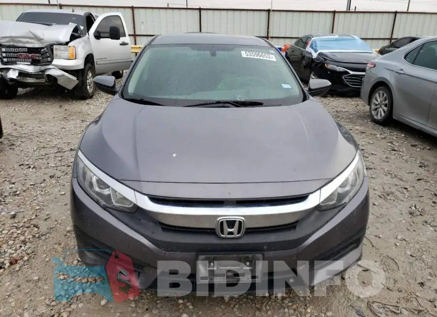 19XFC2F57HE068184 Photo# 5