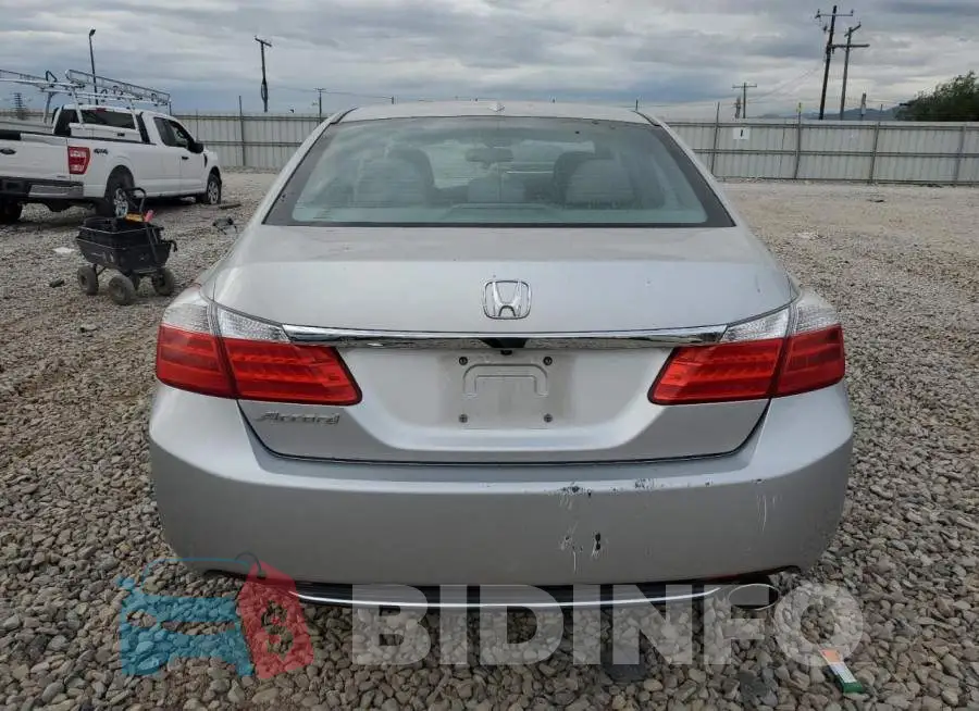 1HGCR2F86EA126572 Photo# 6