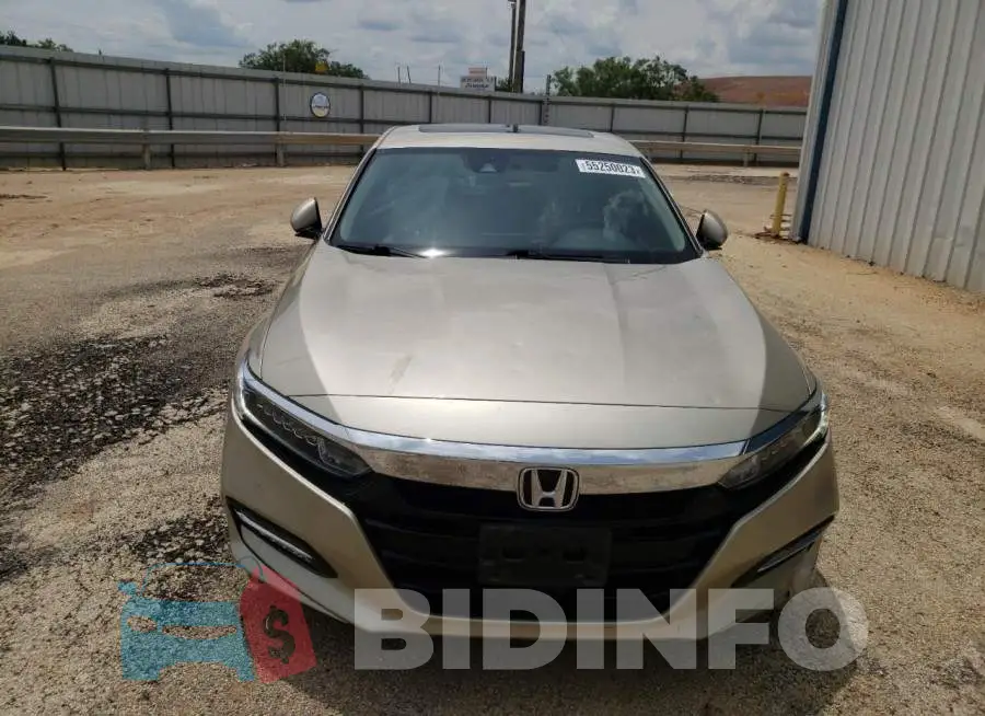 1HGCV3F48KA008033 Photo# 5