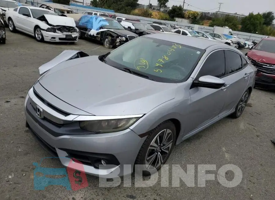 2HGFC2F50HH568046 Photo# 1