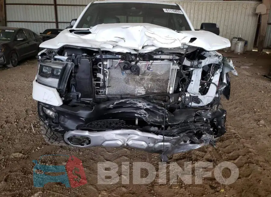 1C6SRFLT8NN343132 Photo# 5