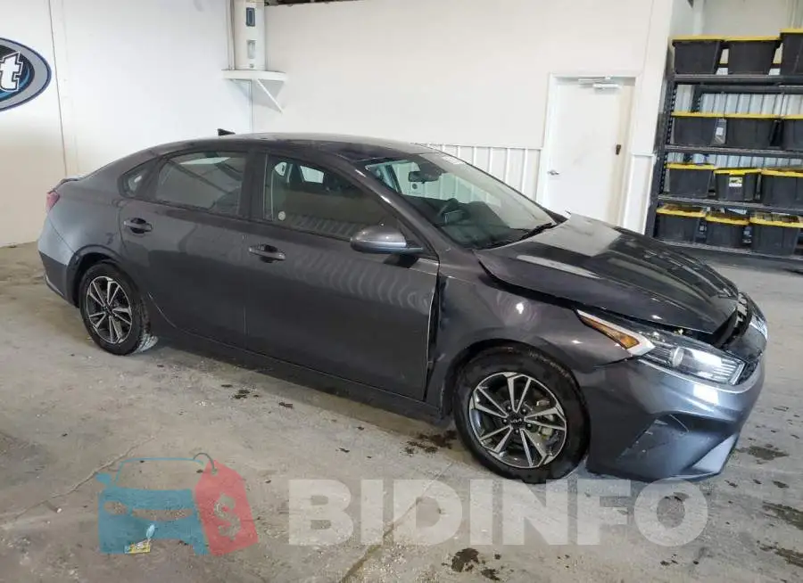 3KPF24AD3PE621652 Photo# 4