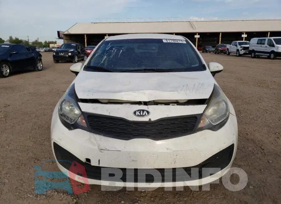 KNADM4A30F6529019 Photo# 5