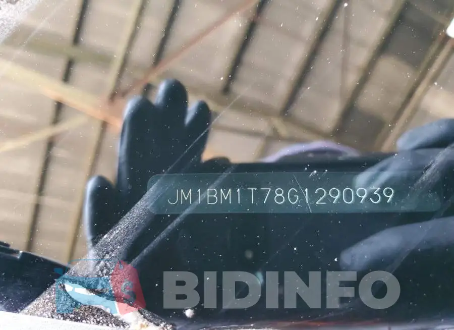 JM1BM1T78G1290939 Photo# 12