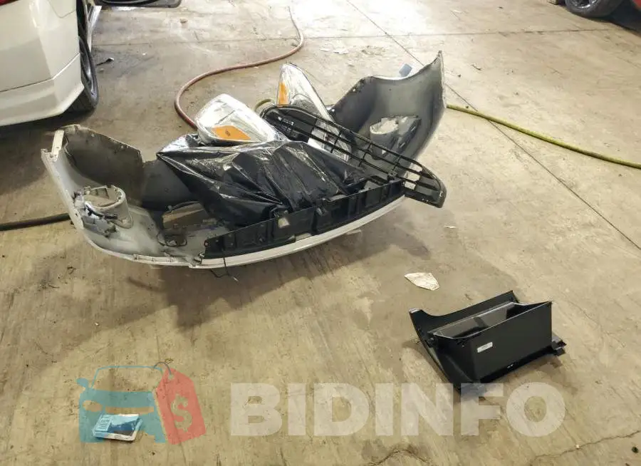 ML32F3FJ6HHF05682 Photo# 12