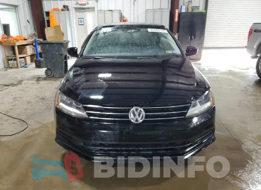 3VW2B7AJXHM287033 Photo# 5