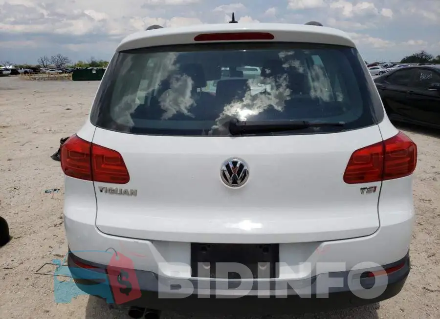 WVGAV7AX6GW591593 Photo# 6