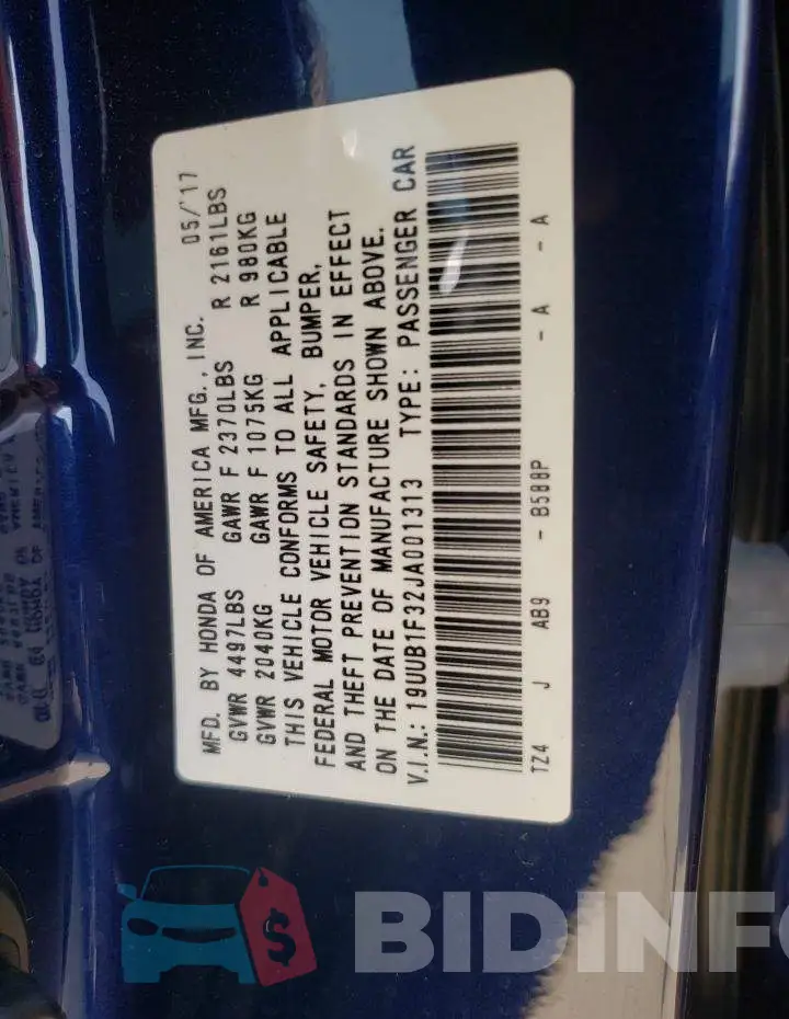 19UUB1F32JA001313 Photo# 12