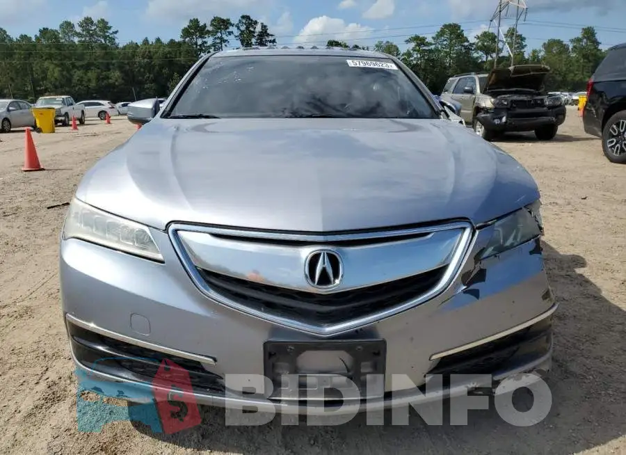 19UUB1F39FA014826 Photo# 5