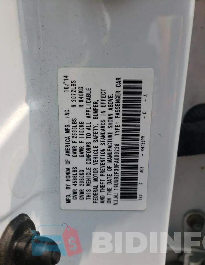 19UUB2F30FA009228 Photo# 12