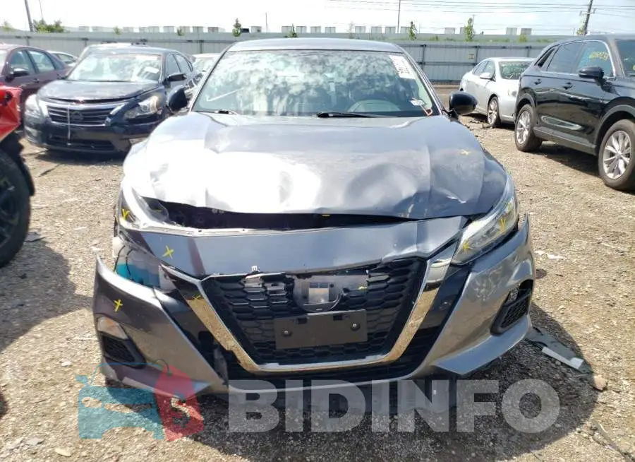 1N4BL4CV8NN305017 Photo# 5