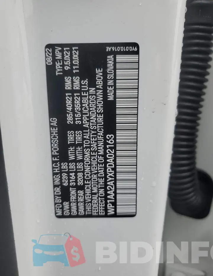 WP1AA2AYXPDA02163 Photo# 13