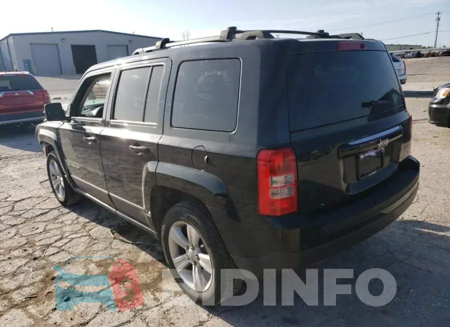 1C4NJPFB8GD519305 Photo# 2