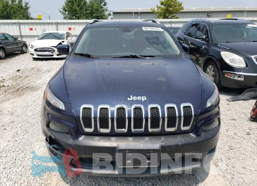 1C4PJLCB7FW683055 Photo# 5