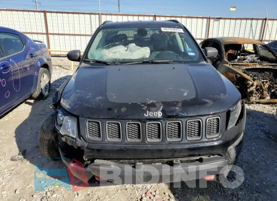3C4NJDDB4LT184503 Photo# 5