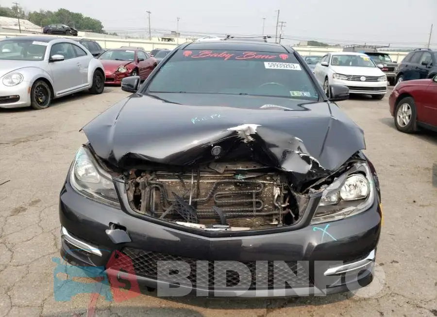 WDDGJ4HB4EG258616 Photo# 5