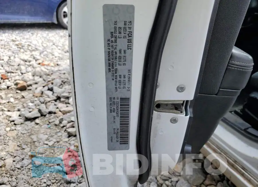 2C3CDXBG4KH630787 Photo# 12