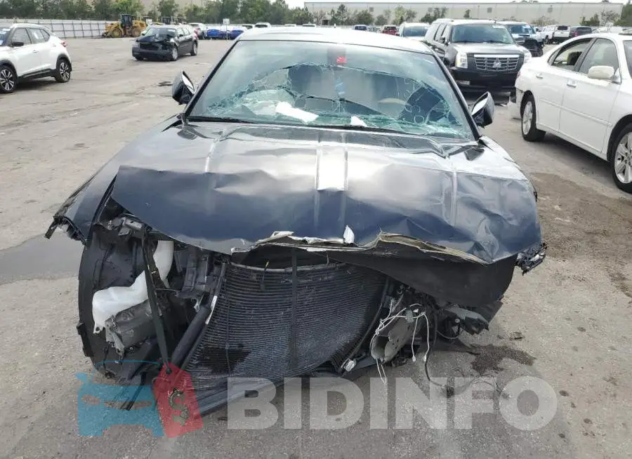 2C3CDXJG0KH653839 Photo# 5