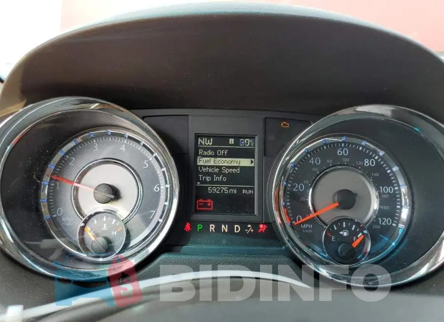 2C4RC1CG4GR127847 Photo# 9
